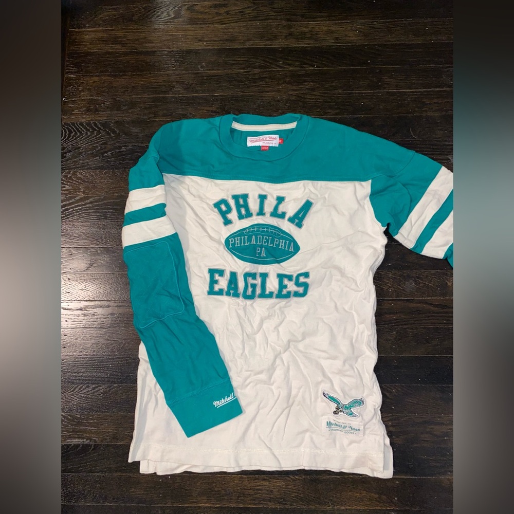 Mitchell and ness vintage eagles shirt